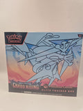 Forside av Pokémon Center Elite Trainer Box – Chaos Rising.