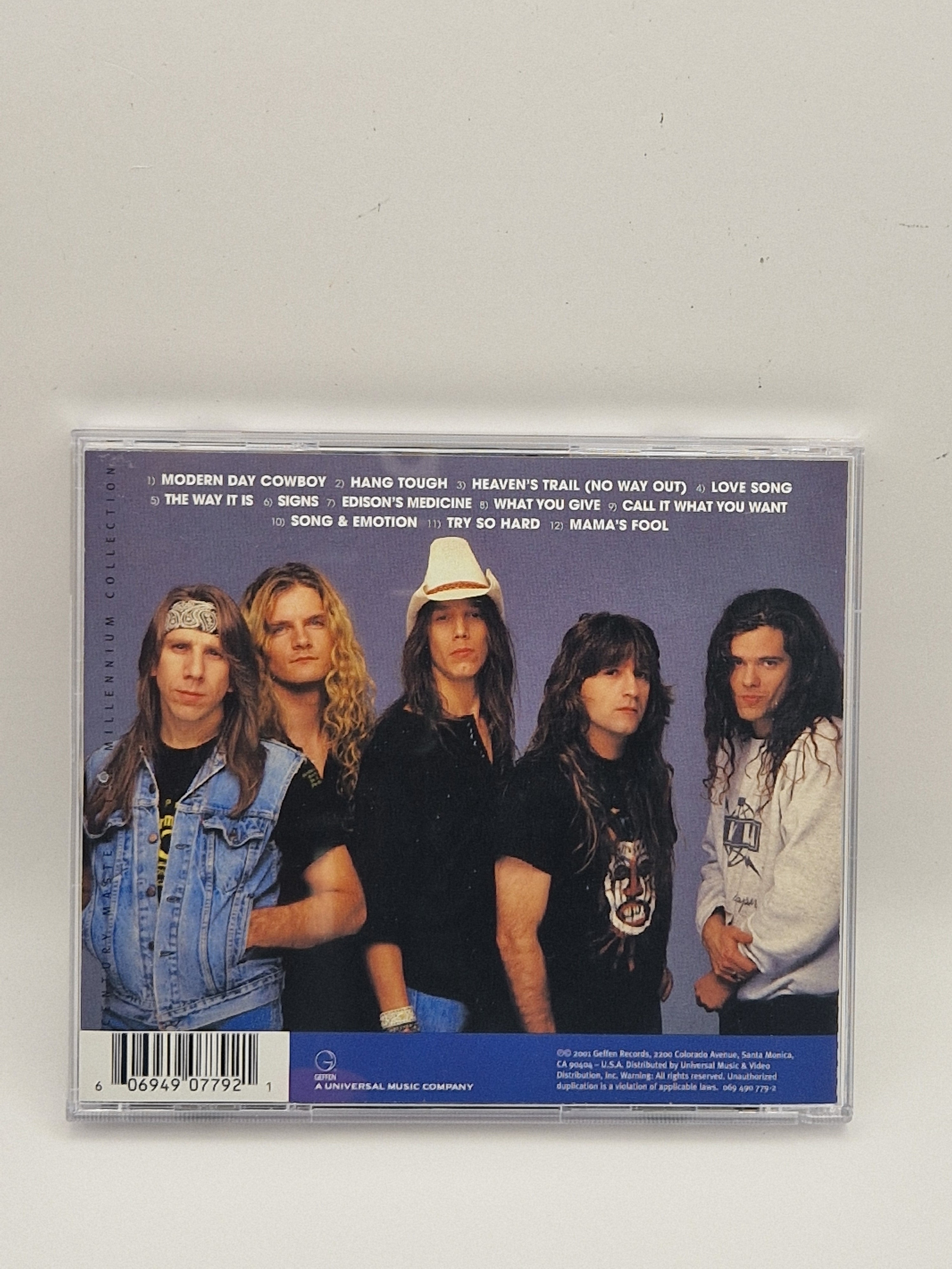 Tesla – The Best Of Tesla, bakside