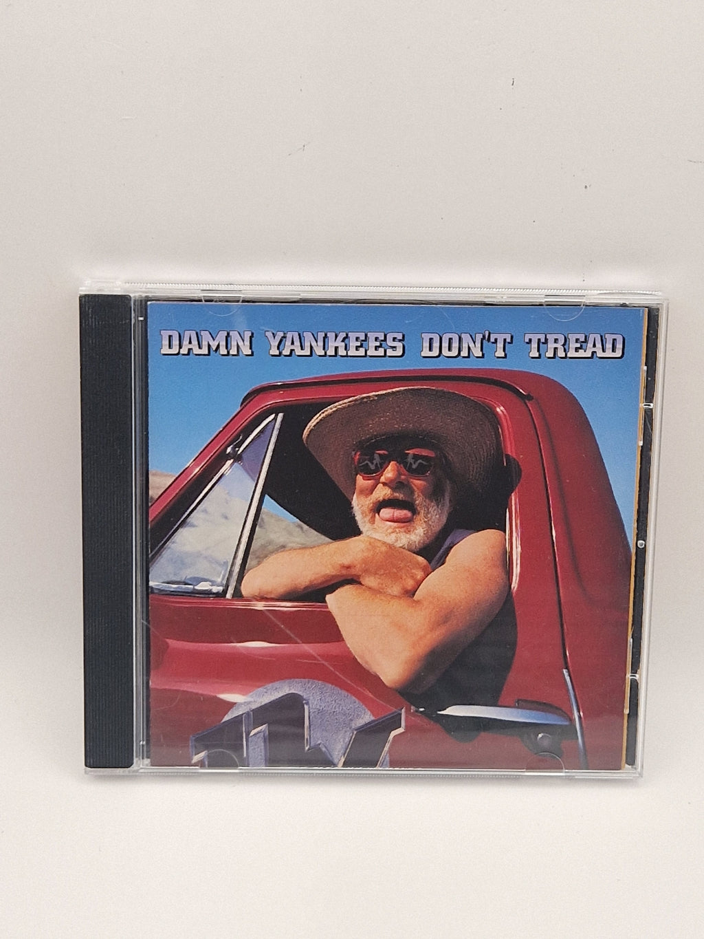 Damn Yankees – Don't Tread forside