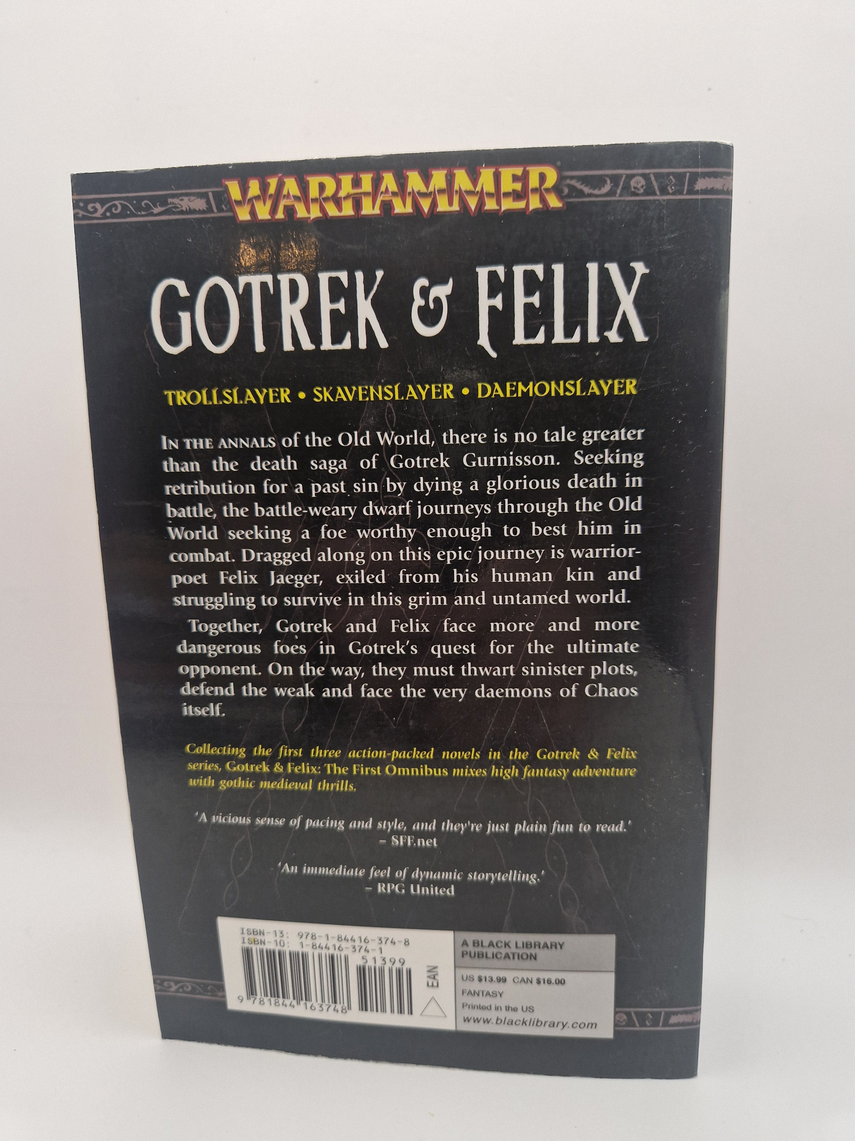 Bakside – Bokomtale og detaljer