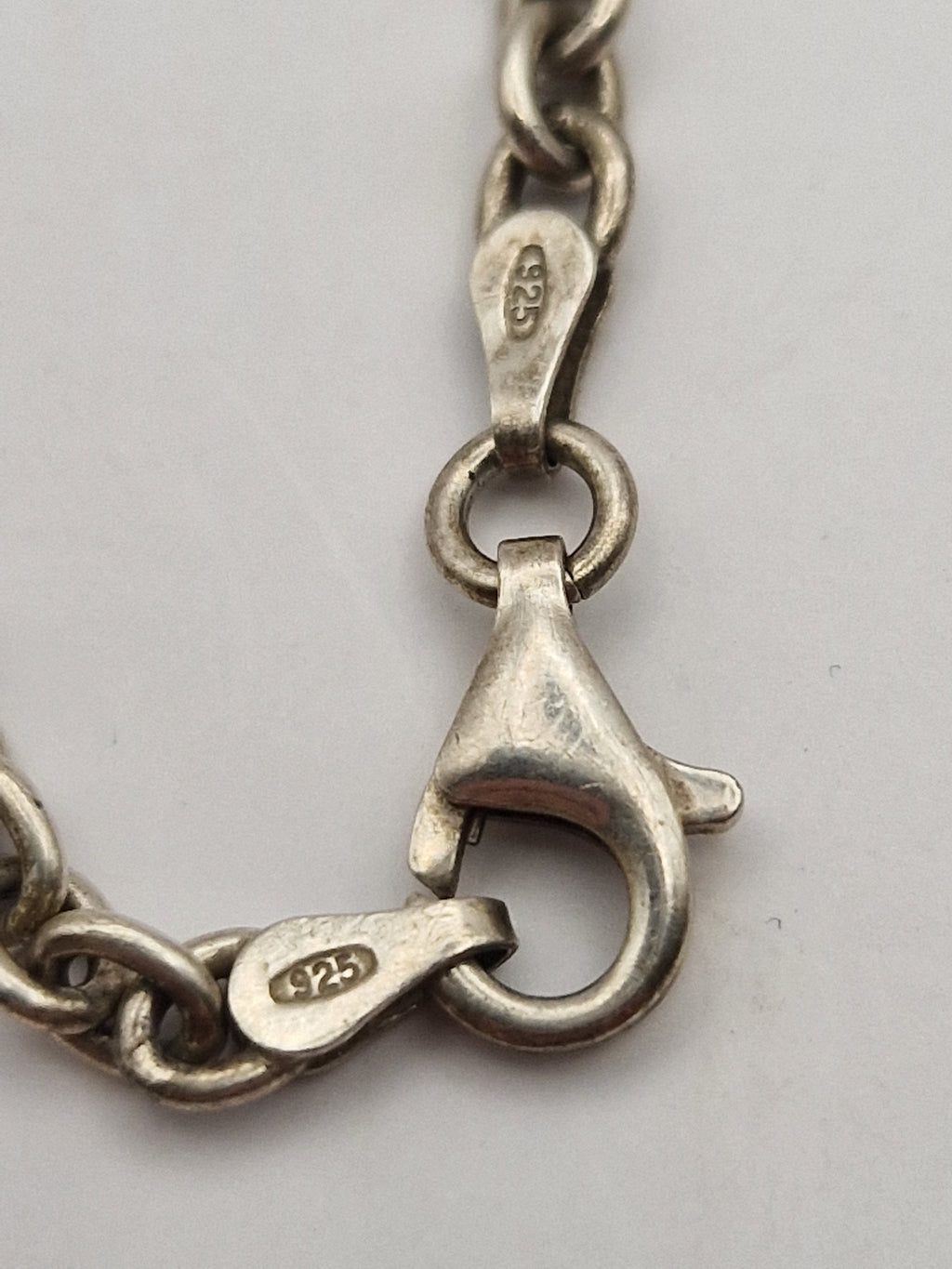 Karabinlås i sølv med 925-stempel