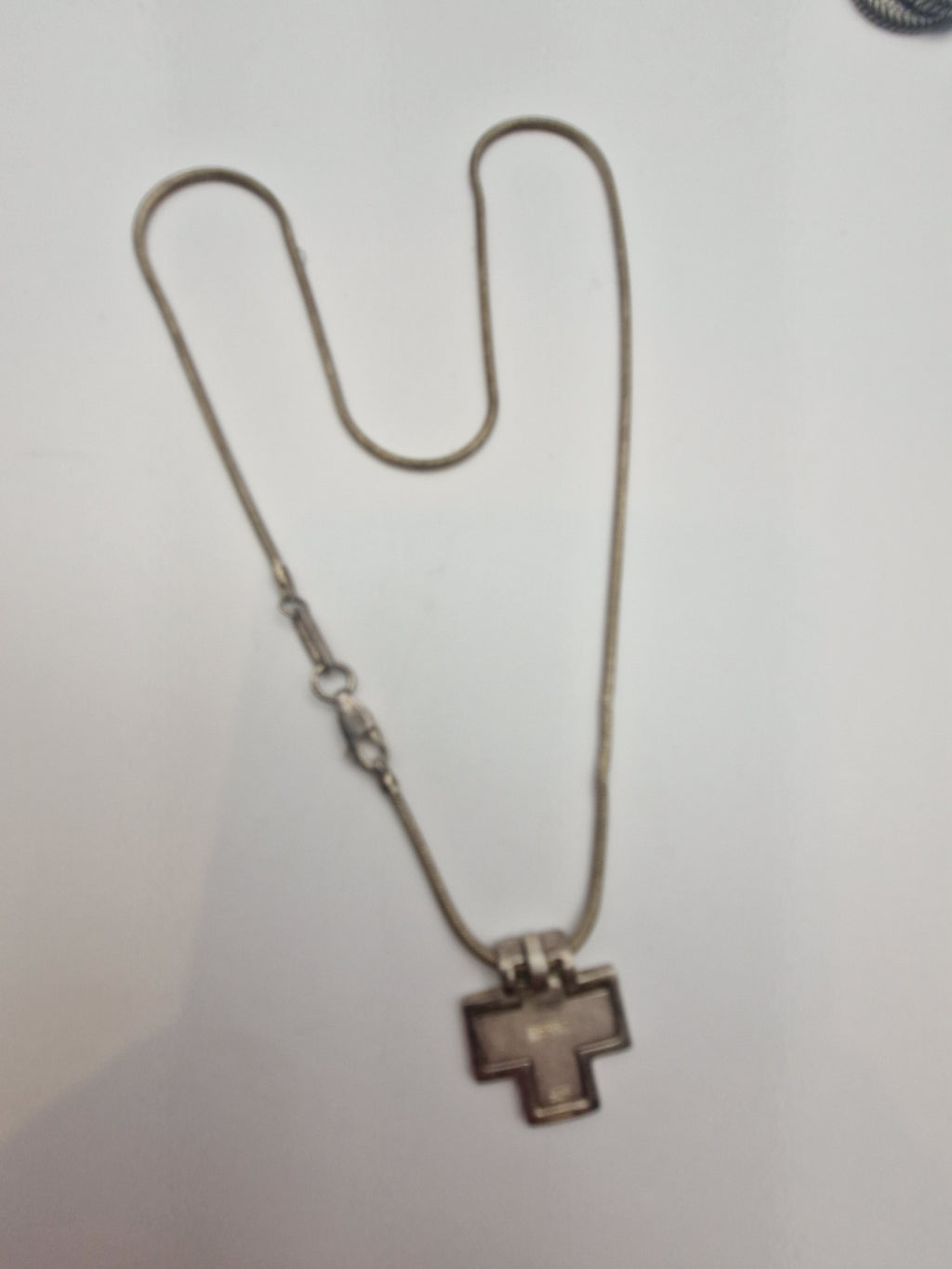 Esprit kors-smykke i 925 sterling sølv – helhet