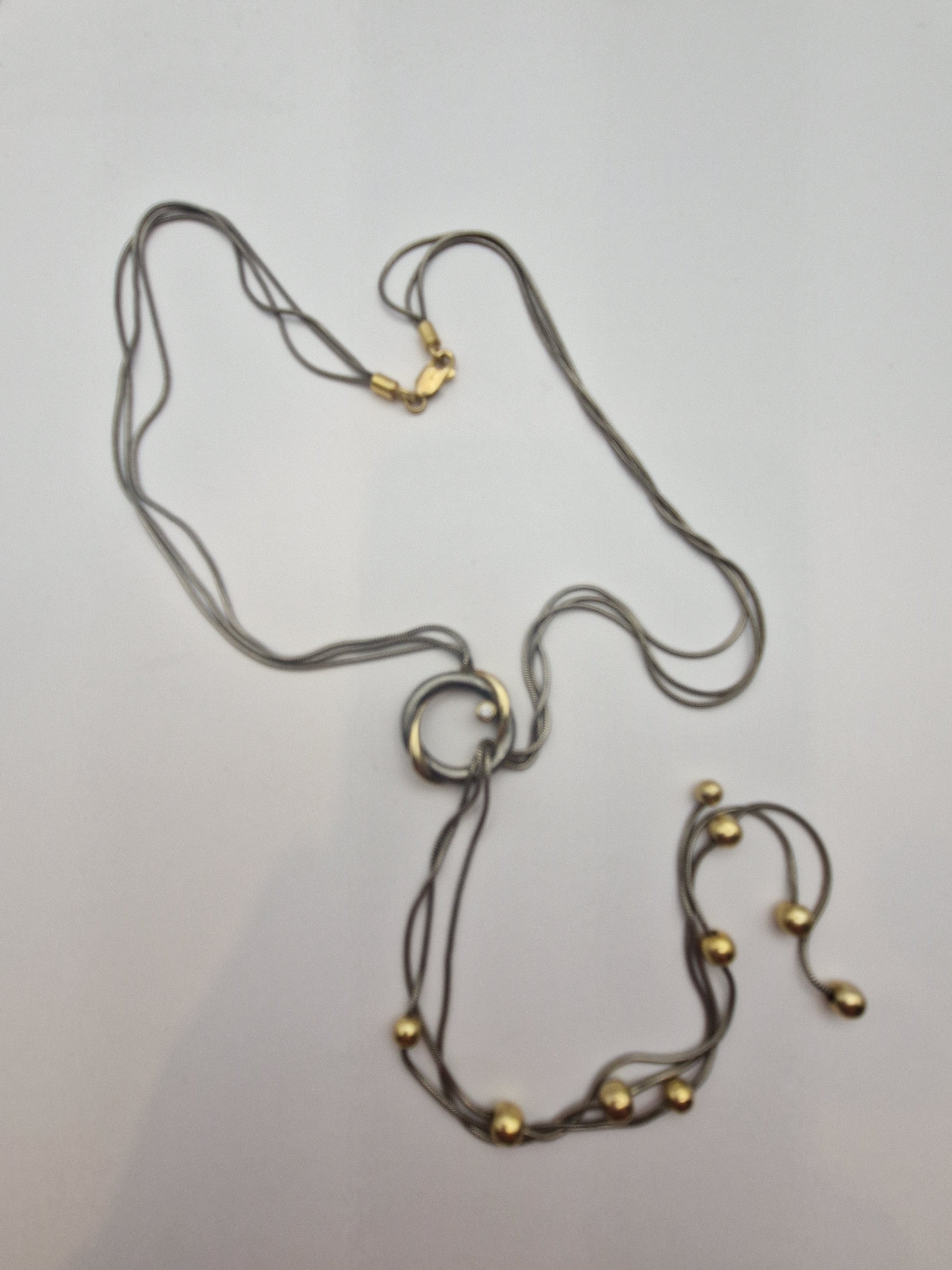 Forside – komplett oversiktsbilde av smykket