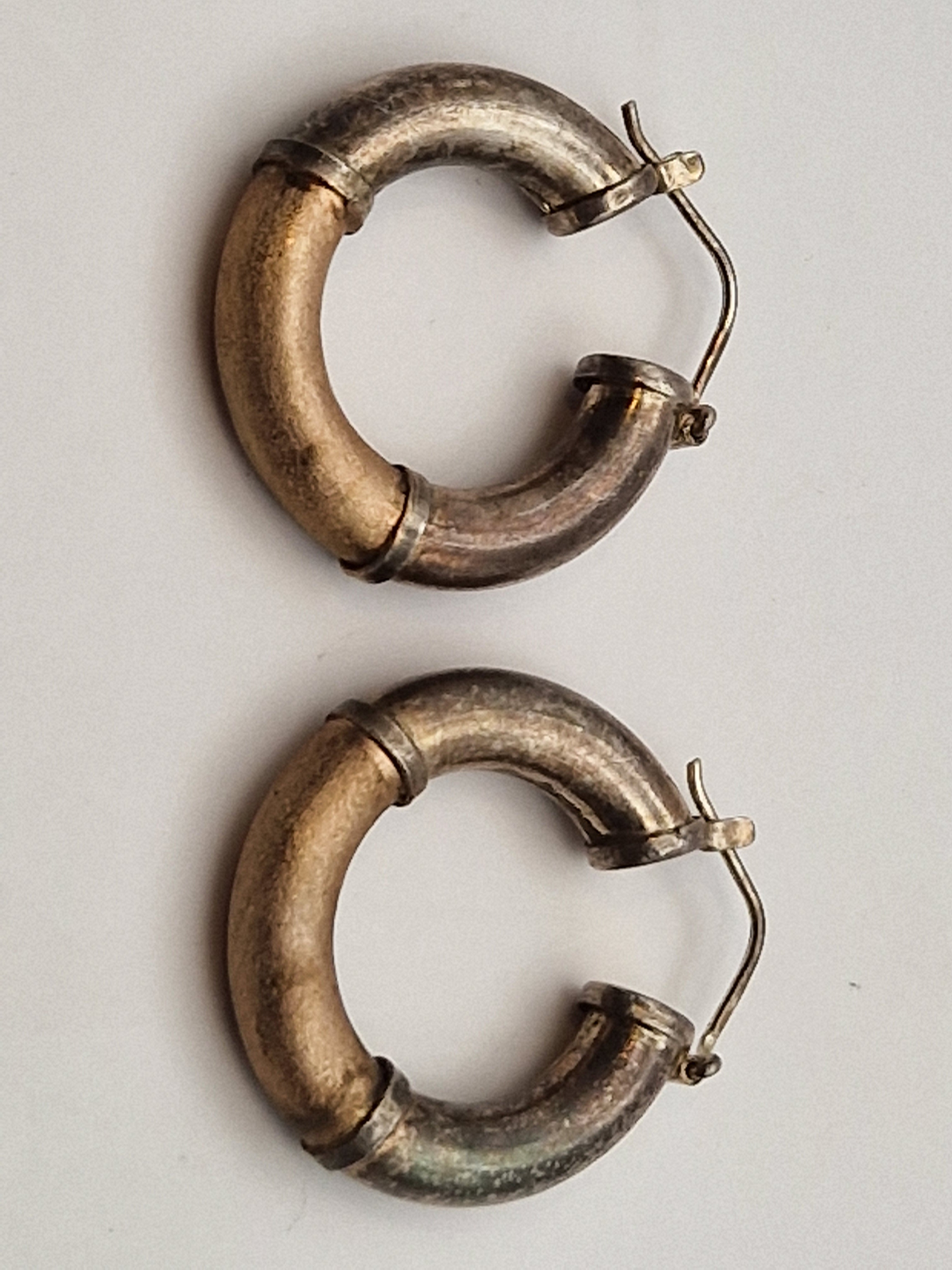 Vintage sølvøredobber i 925 – runde ringer sett forfra