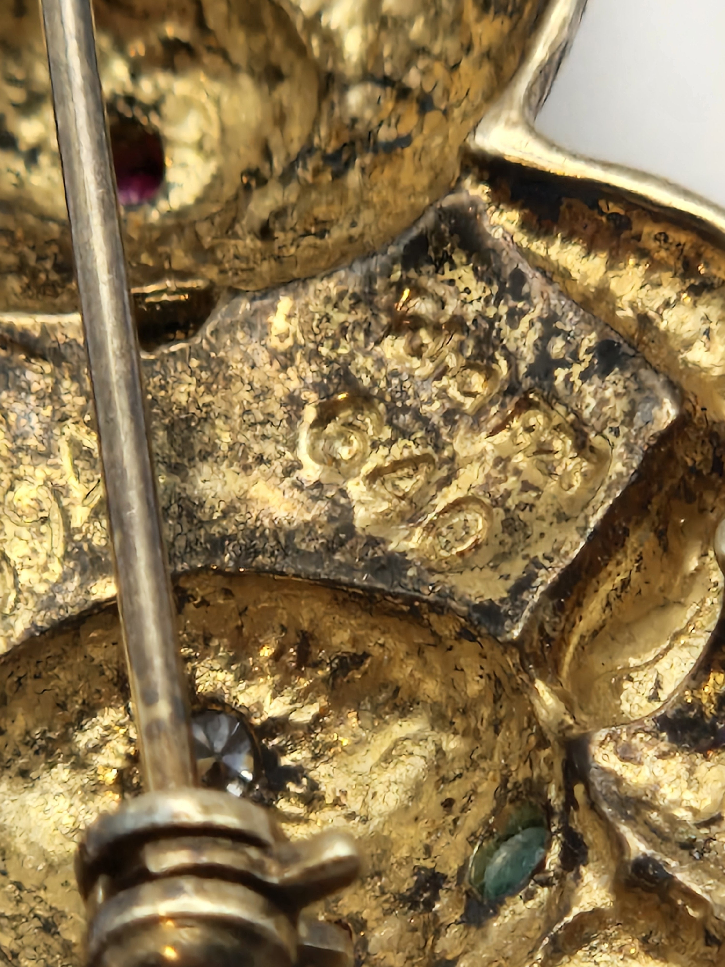 Alt: Stempel 925S AHA på vintage sølvbrosje nummerert julen 1994