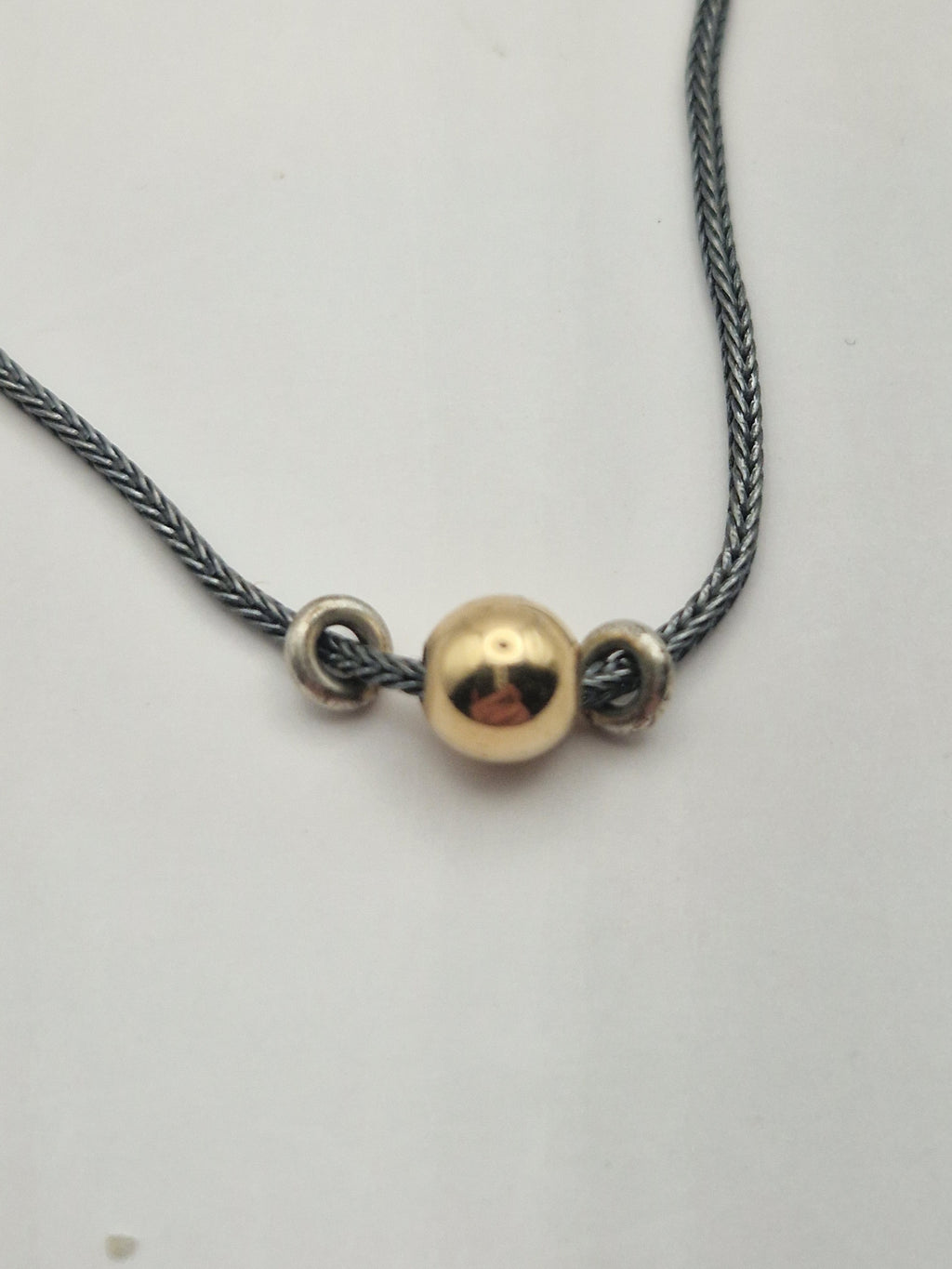 Detalj av kule og lenke