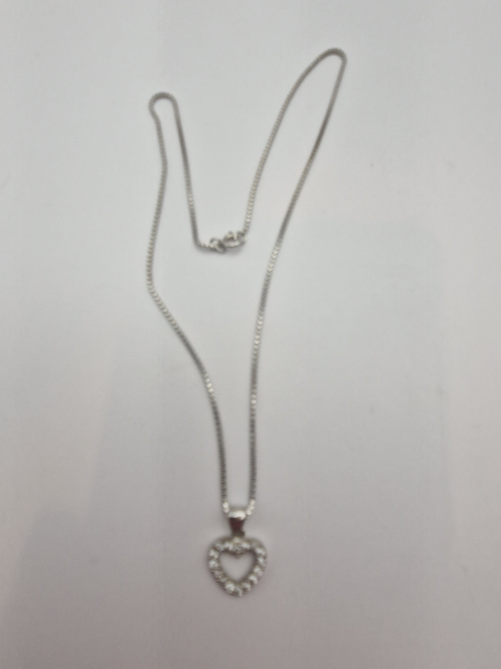 Sølvkjede med hjerteanheng i 925 sterling silver