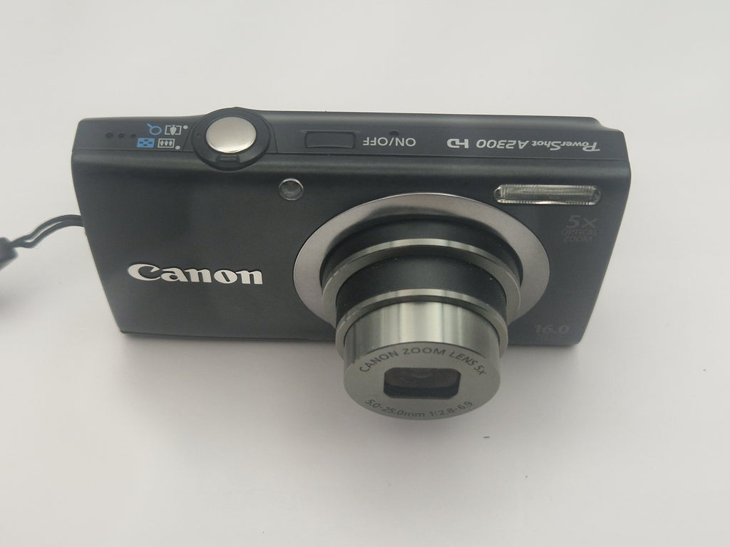 Objektiv med 5x optisk zoom i utslått posisjon