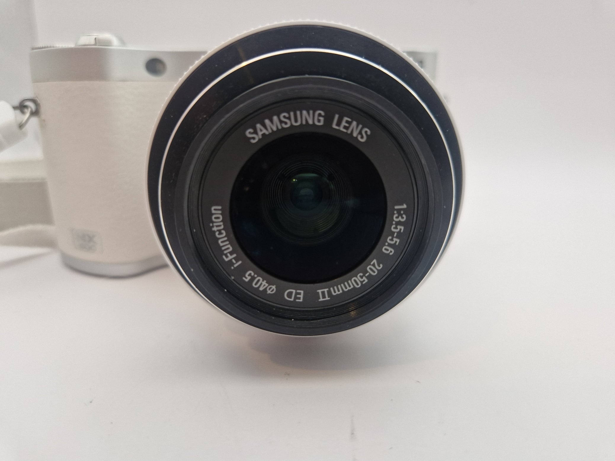Samsung 20–50mm objektiv – detalj
