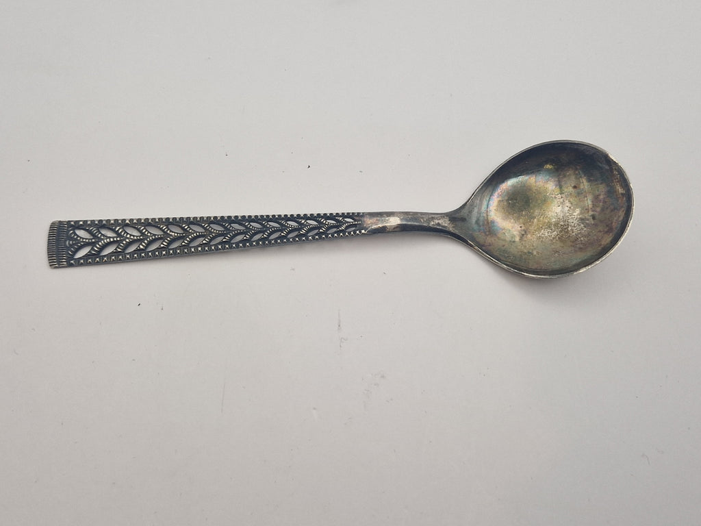 Antikk 830S sølvskje – helhet