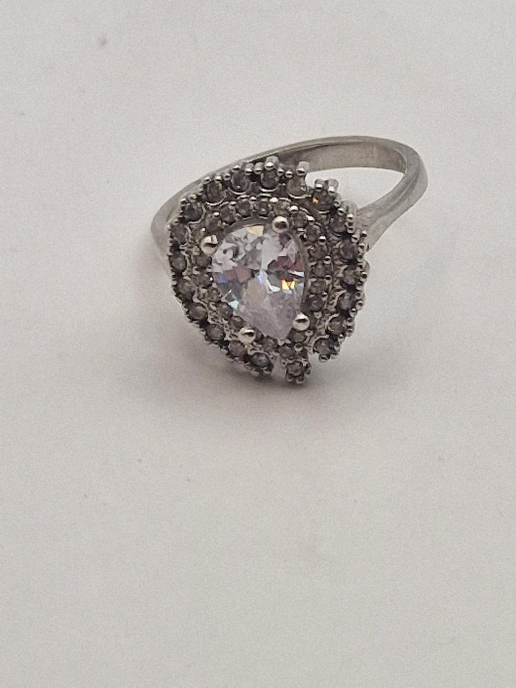 Frontbilde av ringen