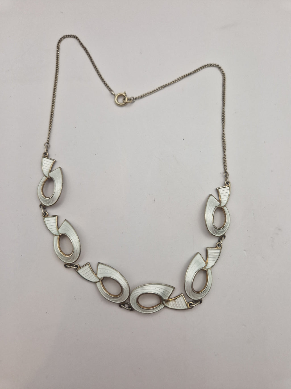 Helbilde av halskjedet