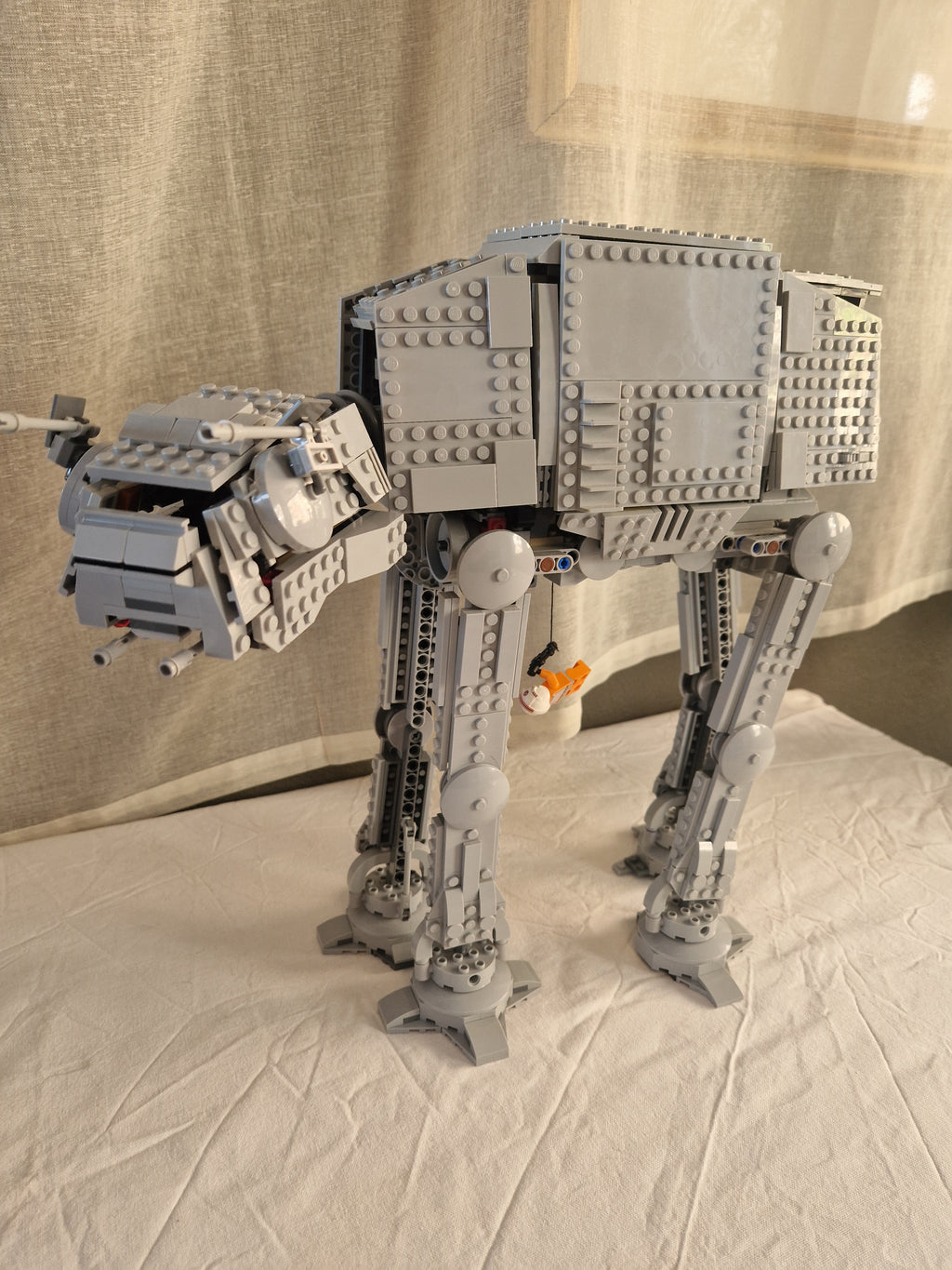 AT-AT sett fra siden