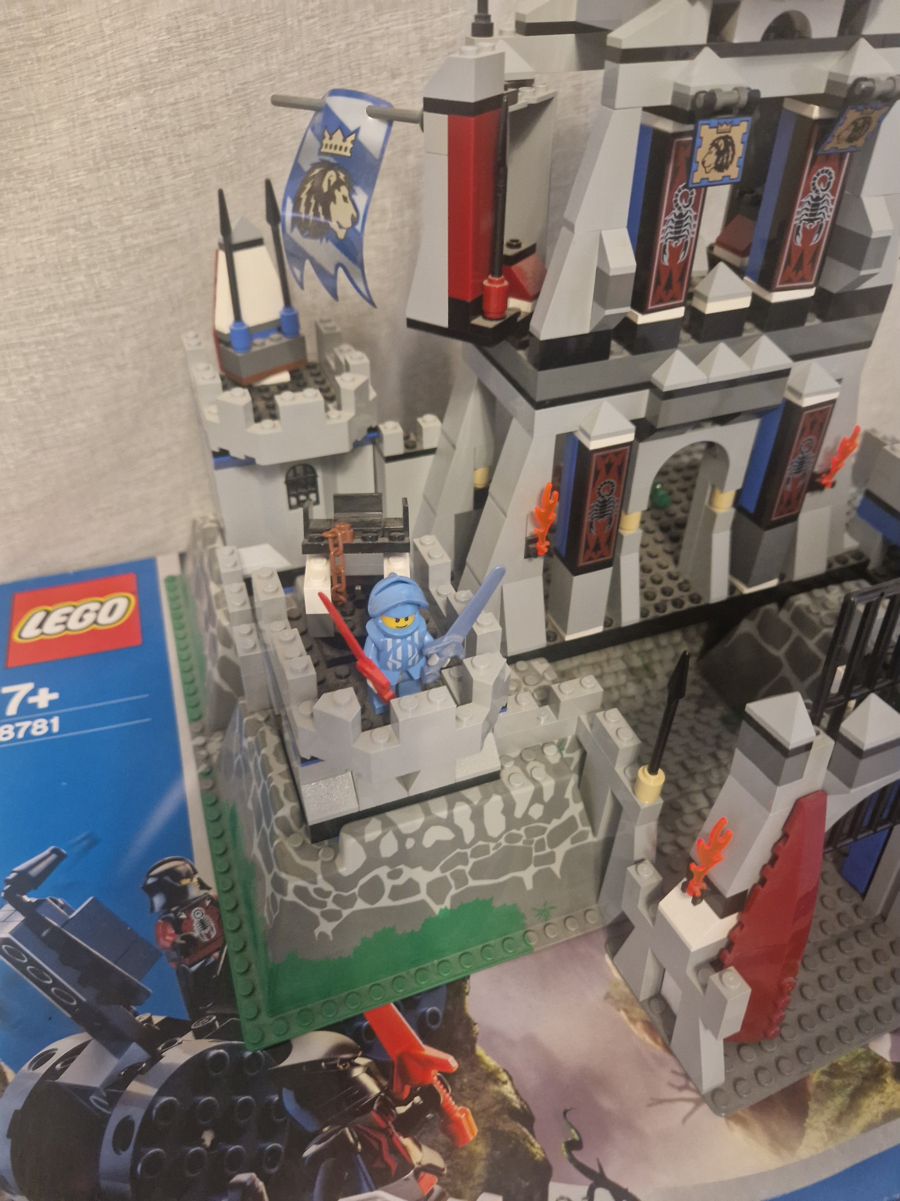 Riddertårn med minifigur