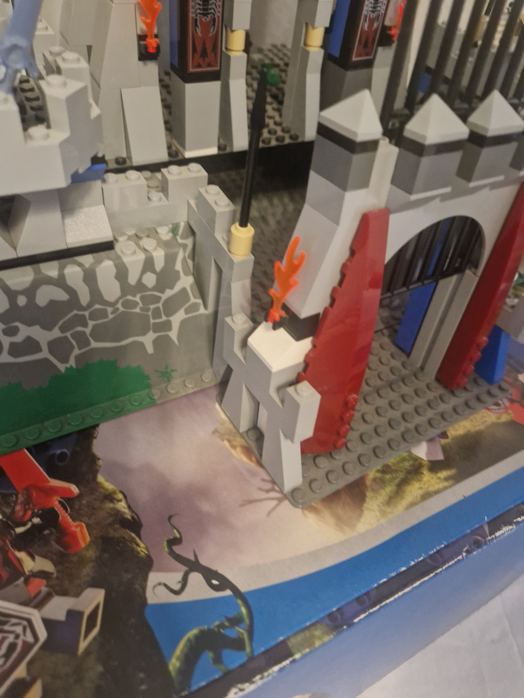 Borgens port sett fra side