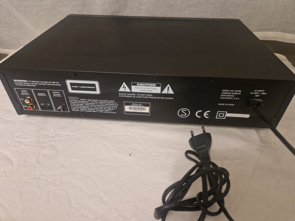 Bakside med alt av tilkoblinger