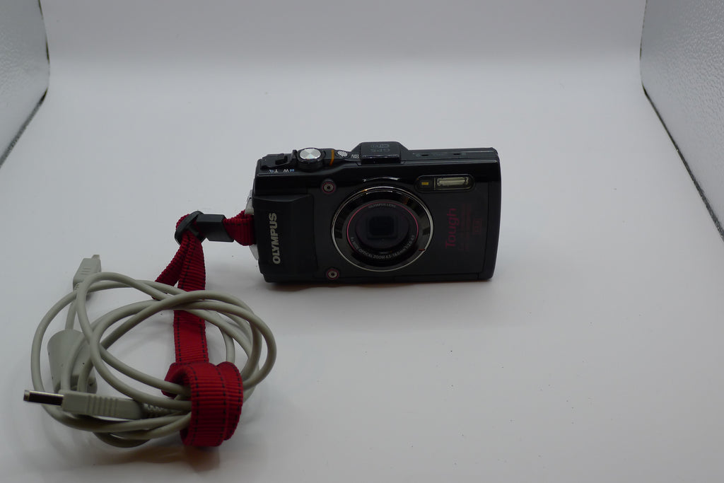 Olympus Tough TG-4 – robust, vanntett & allsidig kompaktkamera i god stand