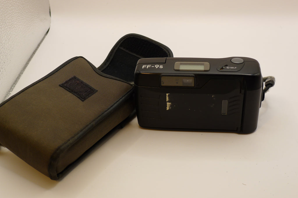 Ricoh FF-9S – kompakt 35 mm filmkamera til salgs 📷