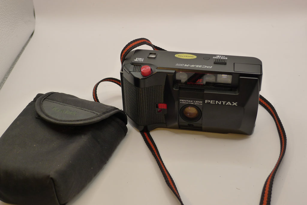 Pentax PC35 AD-M Date – klassisk 35mm filmkamera med autofokus og motorisert filmfremtrekk