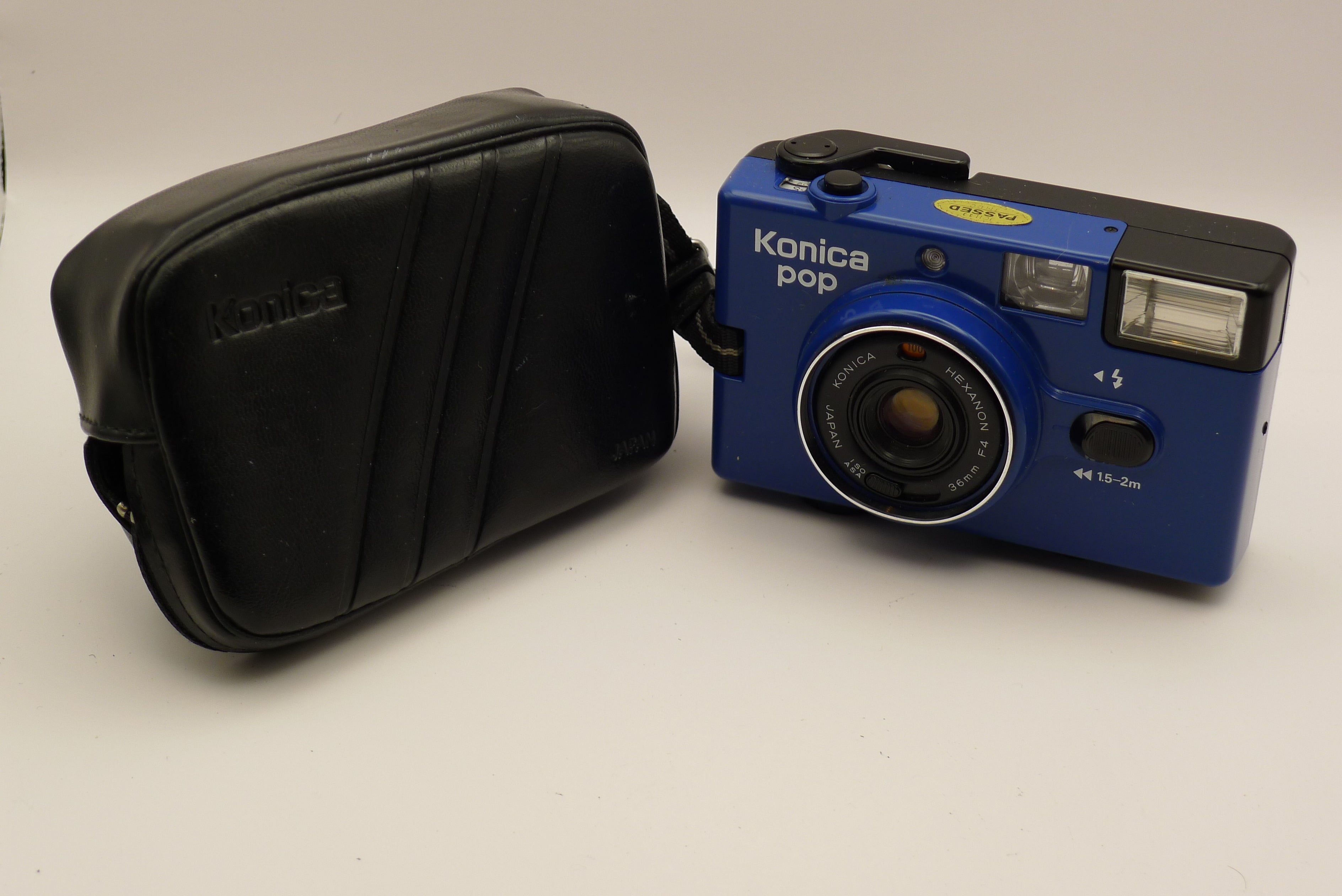 Konica Pop – Klassisk 35mm Analogt Kamera | Vintage Retro Kamera til Salg