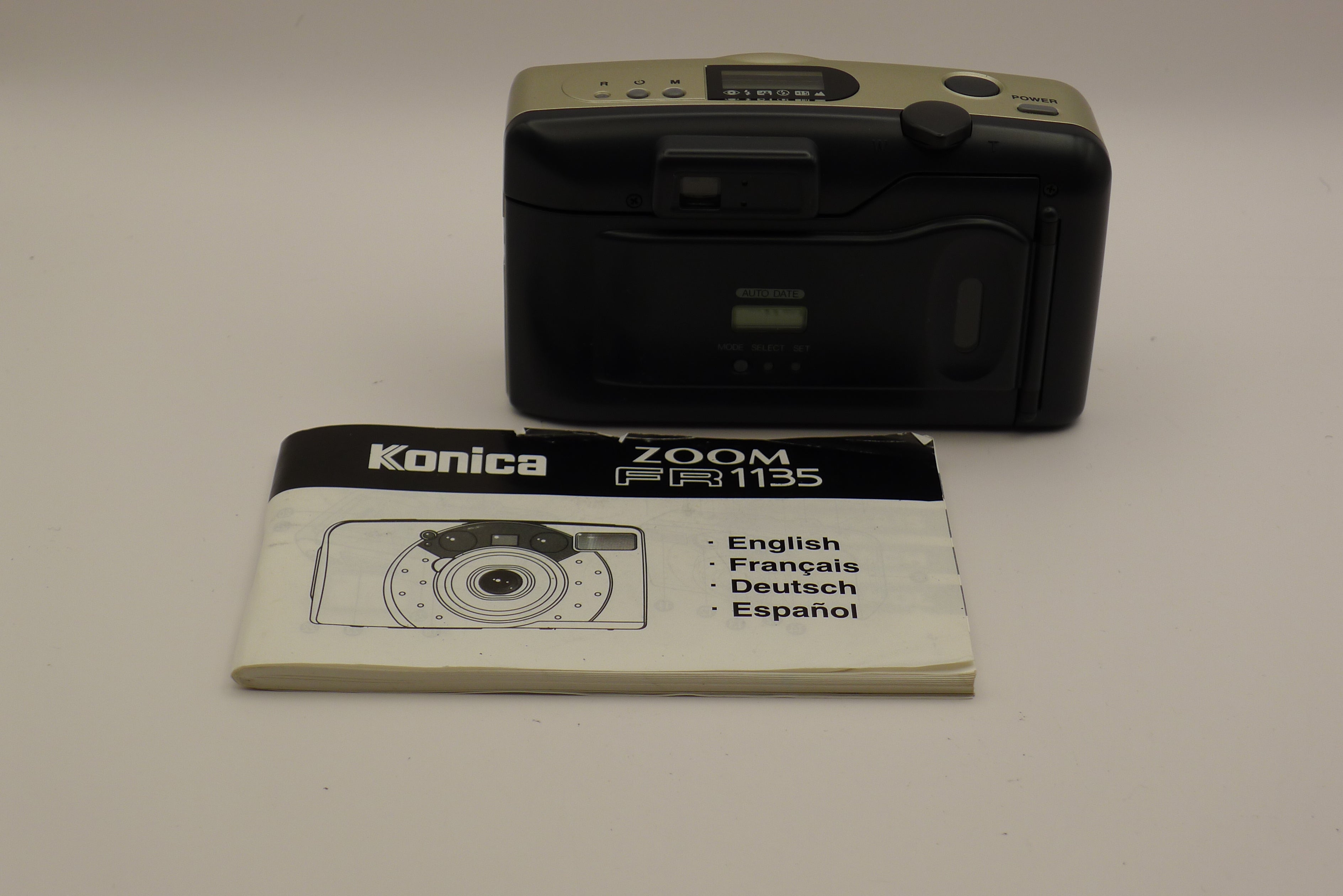 Konica FR 1135 – Vintage 35mm Filmkamera | Klassisk Analogt Kamera til Salgs