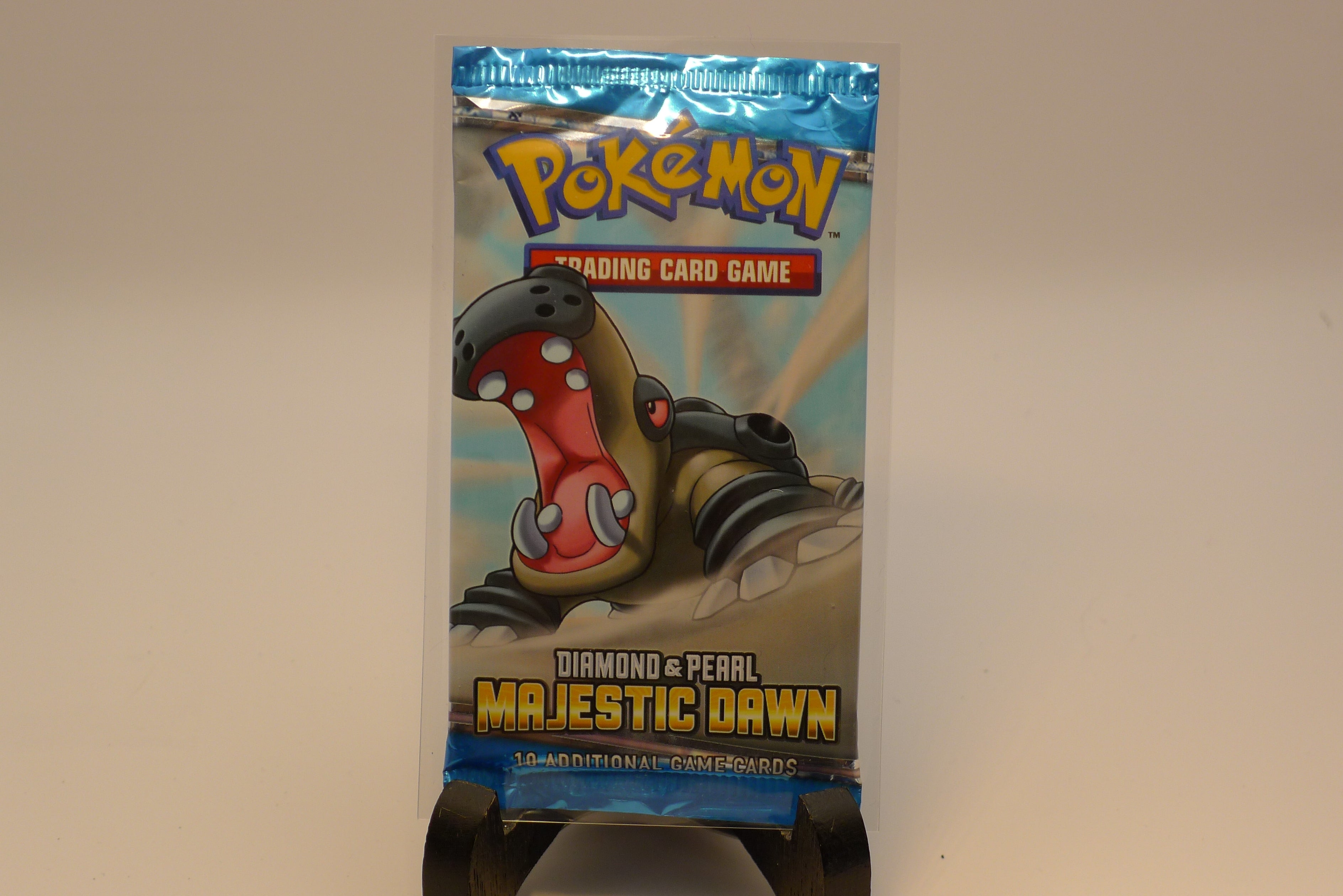 Diamond and Pearl Majestic Dawn Booster Pack (Hippowdon)