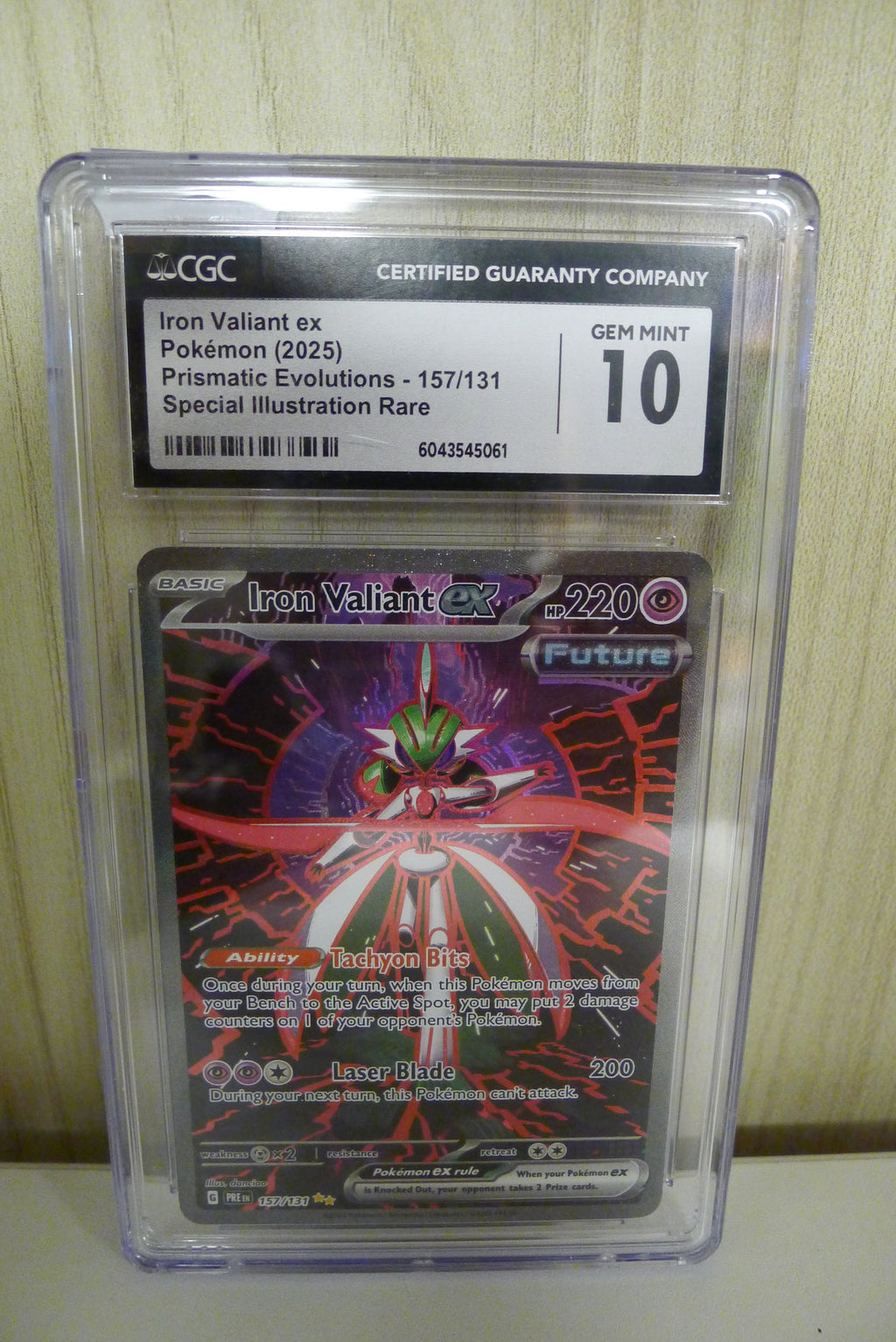⭐ Iron Valiant ex – CGC 10 GEM MINT – Special Illustration Rare – Prismatic Evolutions 157/131 ⭐