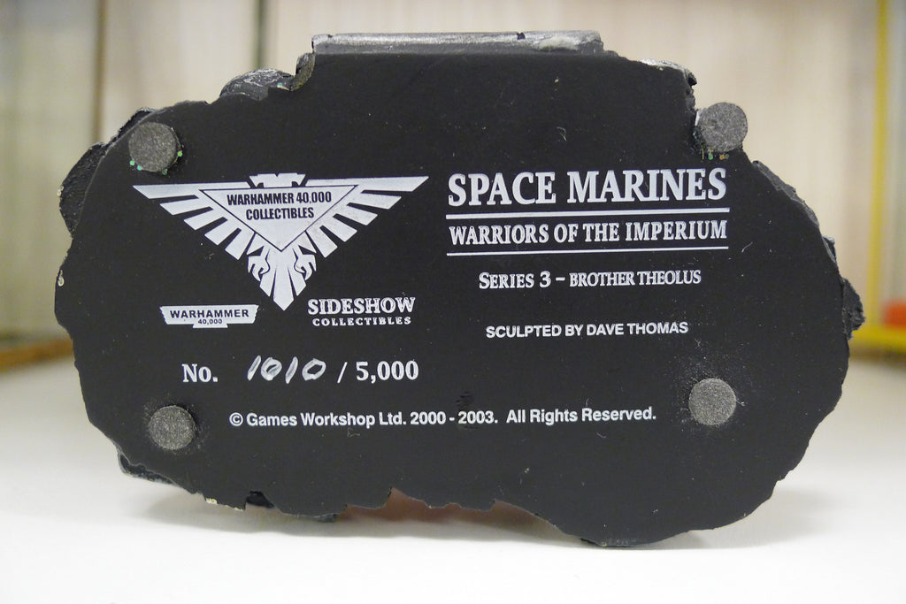 Warhammer 40K – Brother Theolus of the Blood Angels (Sideshow Collectibles) – Limited Edition 1010/5000