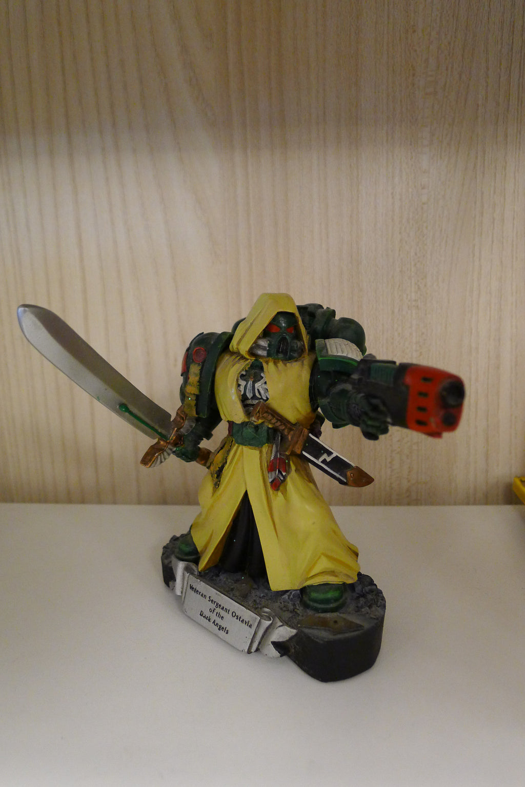 ⭐ Warhammer 40k Sideshow Collectibles – Veteran Sergeant Ostavia (Dark Angels) – Limited Edition 1025/5000