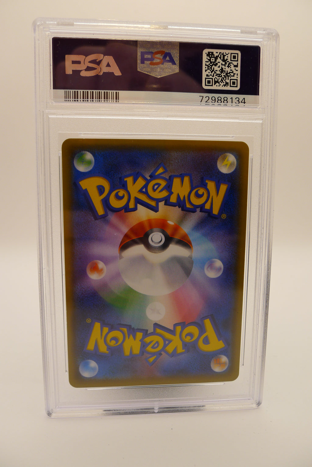 Pokémon-bakside, forseglet i PSA-slab