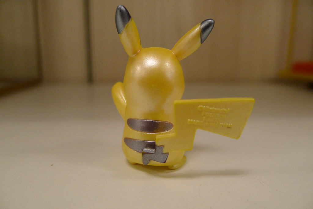 Pikachu shiny metallic finish – bakside