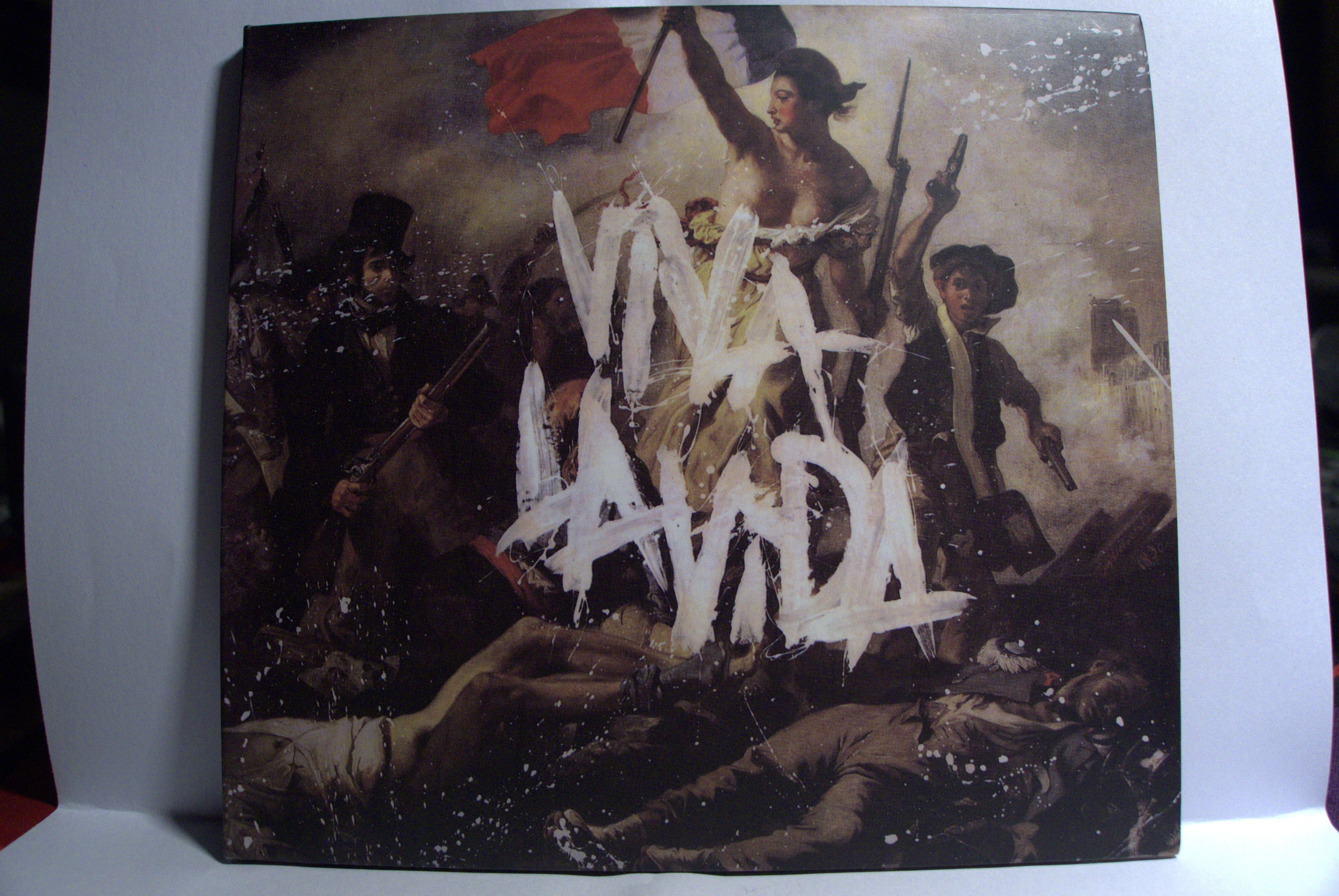 Coldplay – Viva La Vida or Death and All His Friends (CD), Near Mint stand.