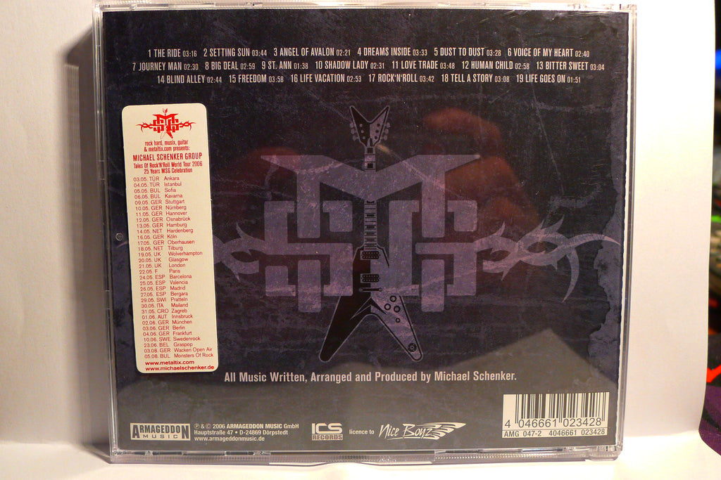 Baksiden av Tales of Rock ’n’ Roll CD med komplett sporliste