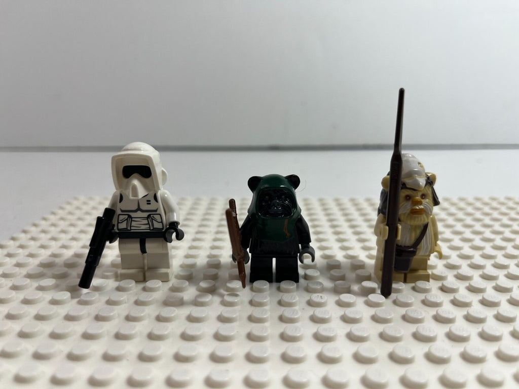Minifigurer: Tokkat, Logray og Scout Trooper